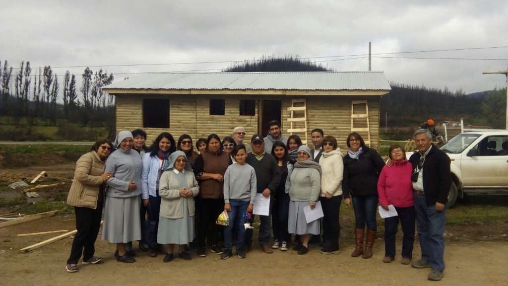 ENTREGA DE AYUDA A FAMILIA AFECTADA POR INCENDIO